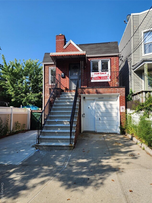 Foto principal - 1609 Colden Ave