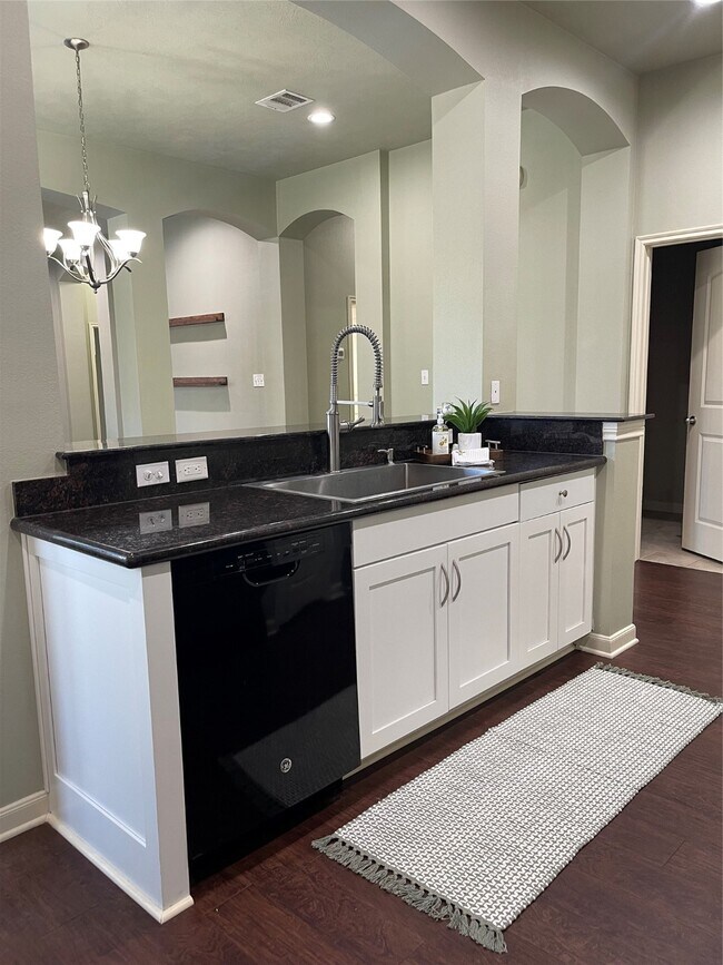 Foto del edificio - 951 Oak Terrace Dr