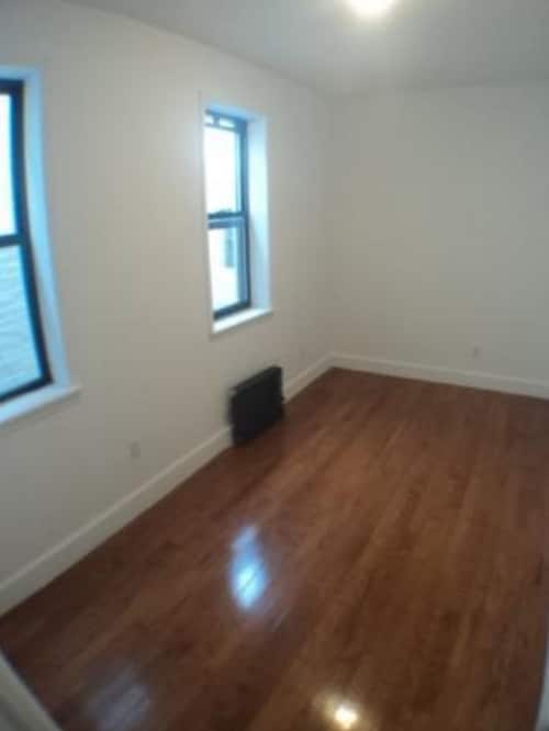 Building Photo - 81 E 3rd St