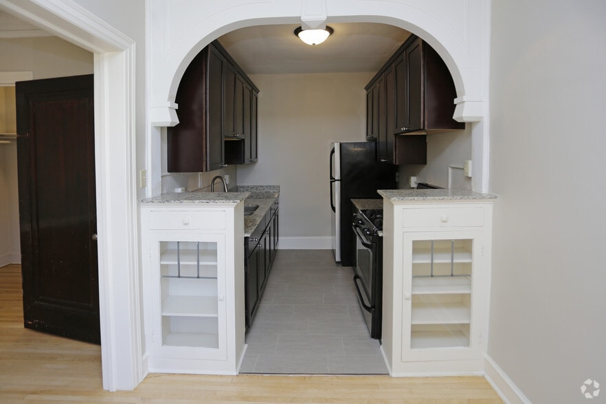 Loring Grove Apartments