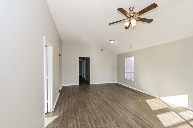 Building Photo - 5979 Prairie Cove