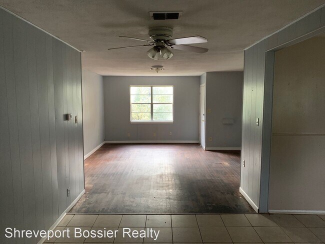 Foto del edificio - 3 br, 1 bath House - 6001 Canal Blvd