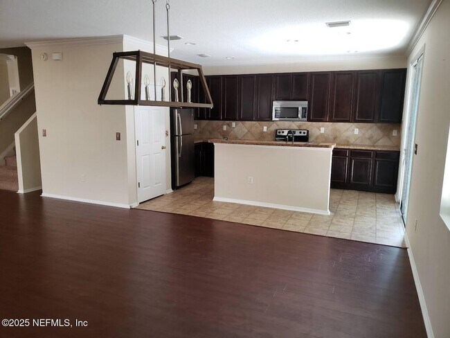 Building Photo - 508 Candlebark Dr