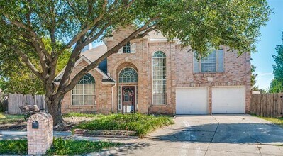 Building Photo - 5803 Gloucester Ct