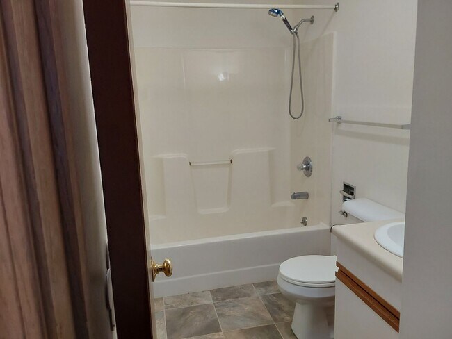 Foto del edificio - 501 Stacey Dr
