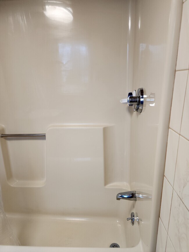 Foto del edificio - 838 Osgood St