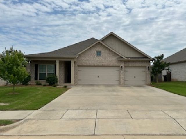 Foto principal - 120 Mary Caudle Way