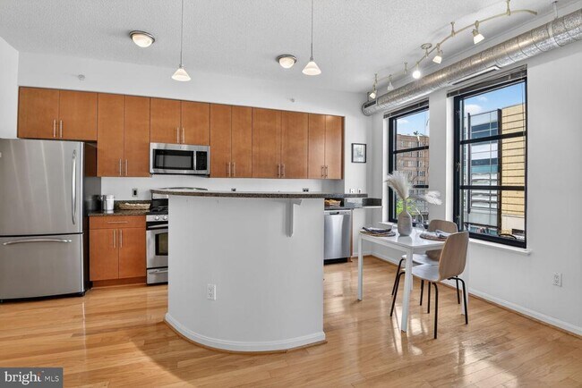 Foto del edificio - 1390 Kenyon St NW