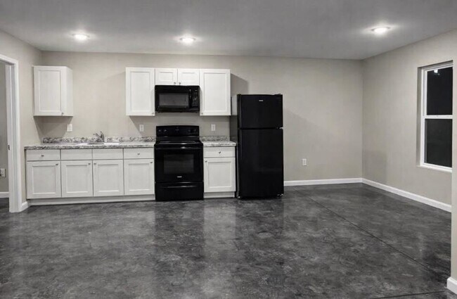 Foto del edificio - 30 Patton Ct