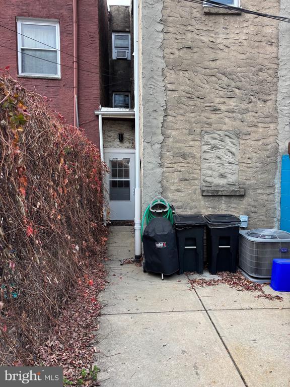 Foto del edificio - 1155 S 10th St