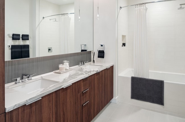 Foto del edificio - 1944 N Field St