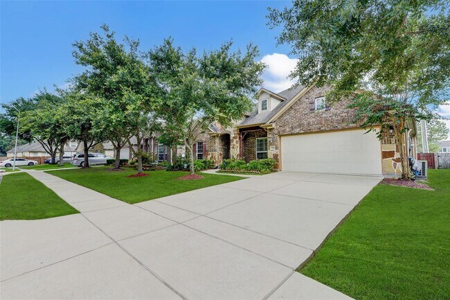 Foto del edificio - 13306 Misting Falls Ln