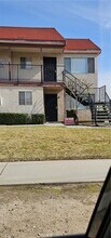 Building Photo - 4211 Mountain Dr