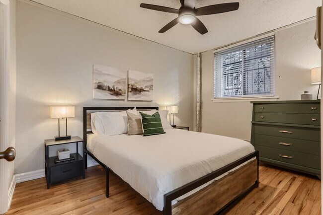 Foto del edificio - 2820 E 17th Ave