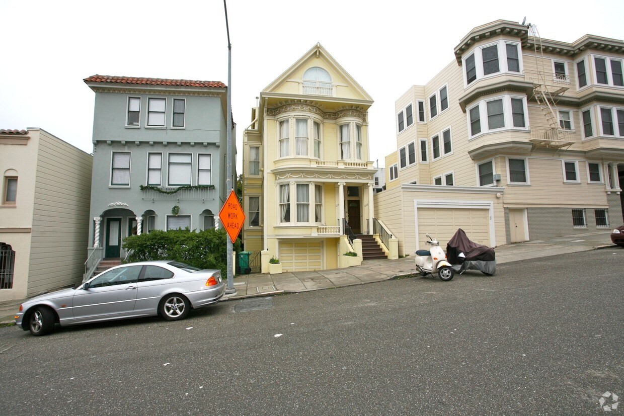 Building Photo - 1232-1234 Chestnut St
