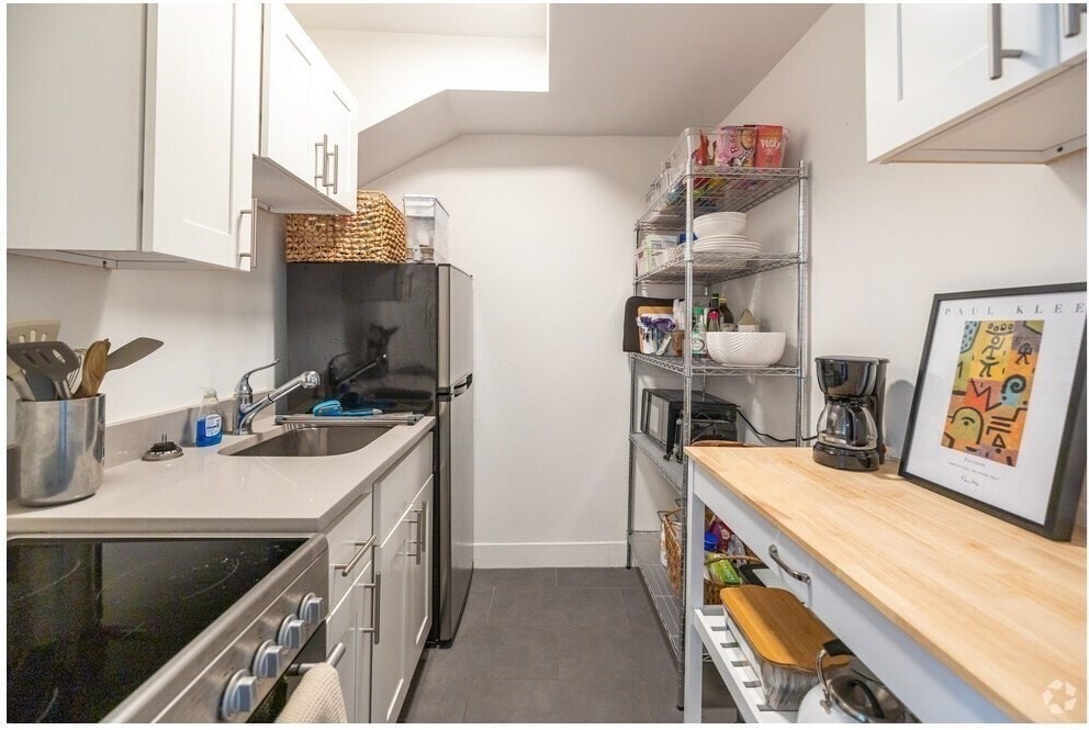 Photo - 109 Charles St (Boston, MA)