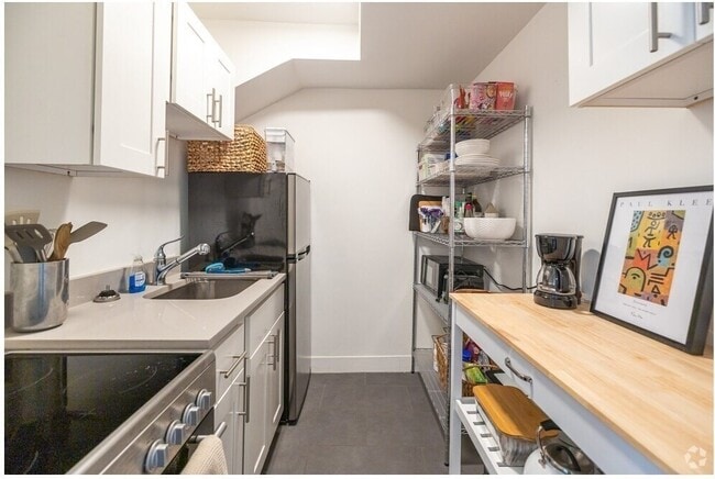 Photo - 109 Charles St Apartment