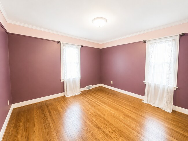 Foto del edificio - 414 Cornell Pl