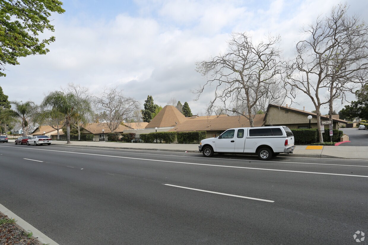 Primary Photo - Gregory Gardens Apartments