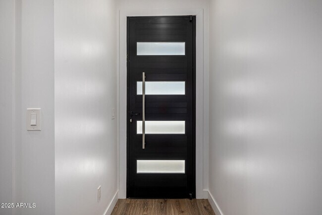 Foto del edificio - 6610 N 16th St