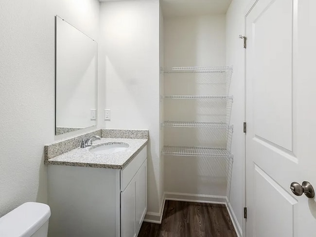 Building Photo - 115 Tiger Lily Ln