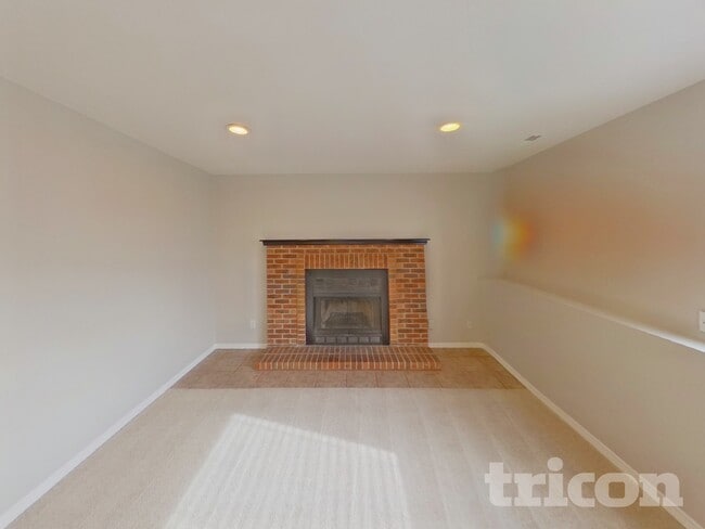 Building Photo - 3830 Vicksburg Terrace