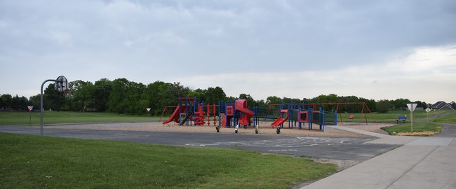 Elementary School - Countryside Apartments