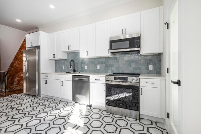 Photo - 1925 N 32nd St Apartment