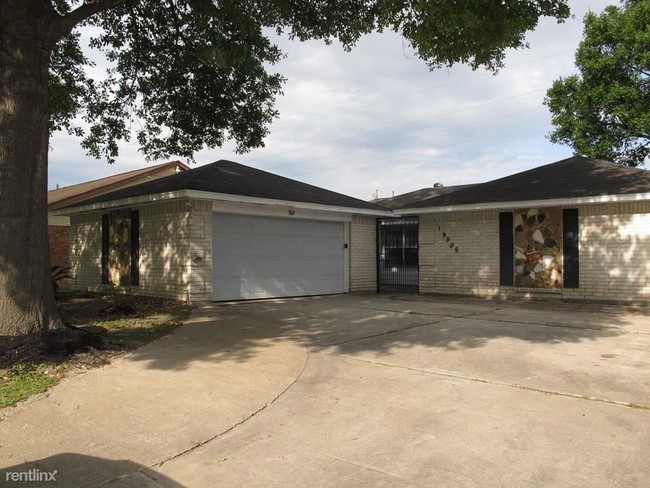 Building Photo - 3 br, 2 bath House - 19906 Bridgedale Ln