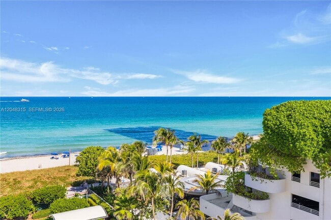 Building Photo - 6423 Collins Ave