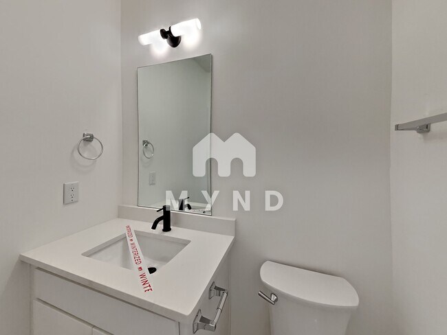Foto del edificio - 1537 Millwood Pl SE