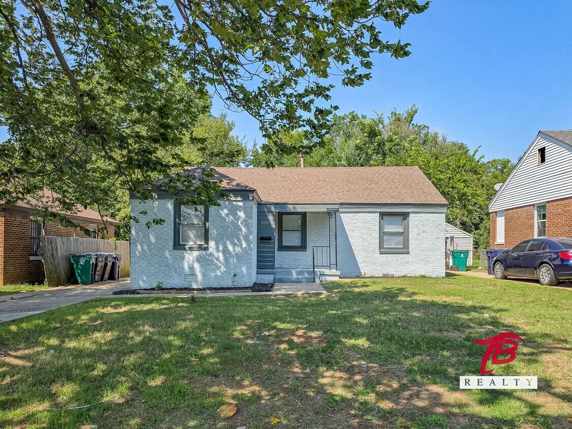 Foto principal - ozy 2-Bedroom Home in NE OKC – Affordable ...