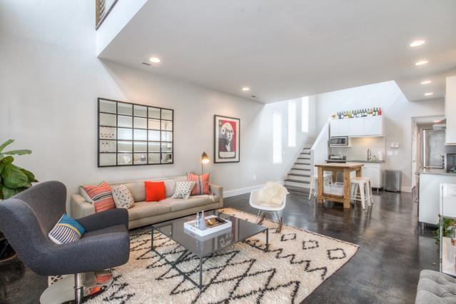 Foto del edificio - **NOW AVAILABLE!!  Modern 3 Bed, 2 Bath Home in East Nashville, Highland Heights Neighborhood!!  ...