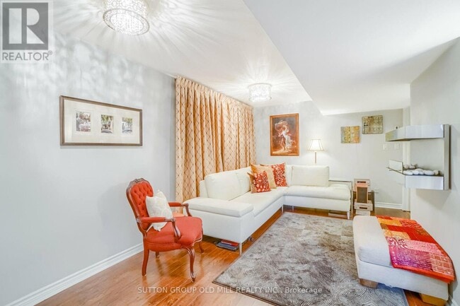 Building Photo - 118 Mavety St