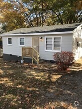 Building Photo - 5236 Lomnick St