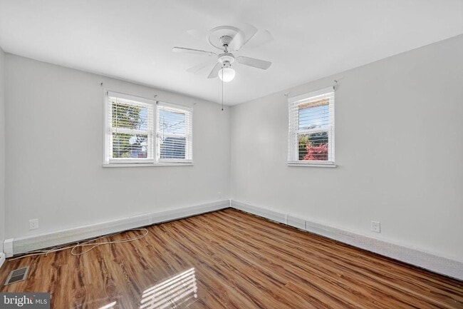 Foto del edificio - 8402 Holman Ave