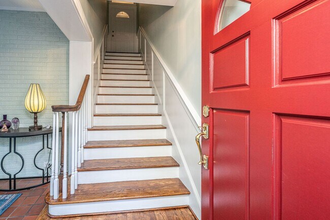 Foto del edificio - 25 Fenwick Dr