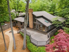 Building Photo - 449 Windward Dr