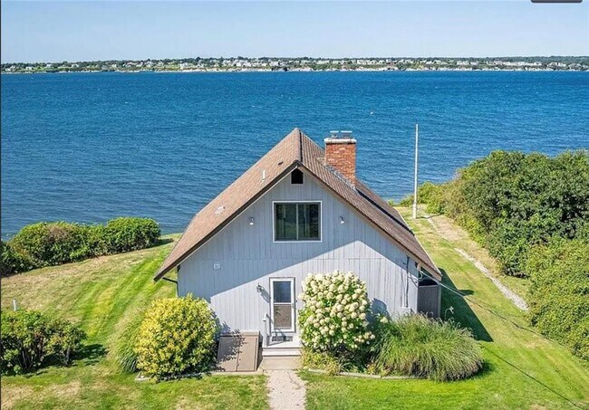 Building Photo - 2 Arnold St