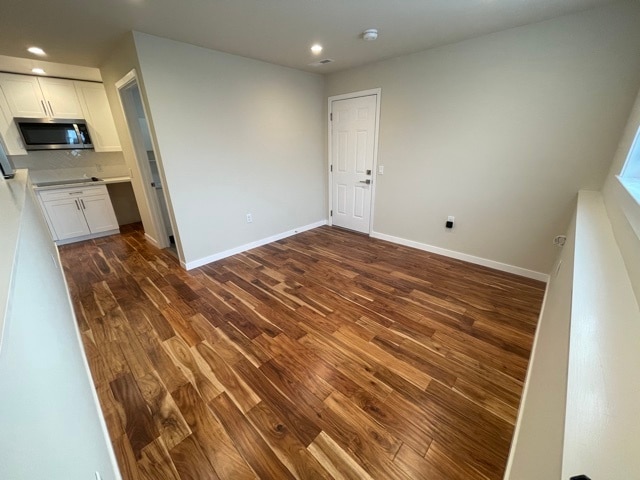 Building Photo - 85 Longview Dr