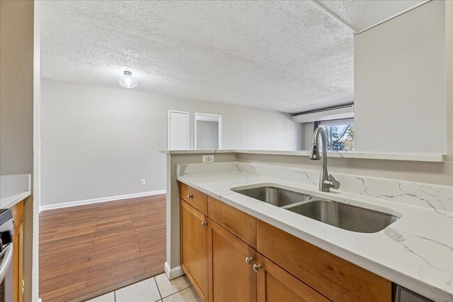 Foto del edificio - 60 S Van Dorn St