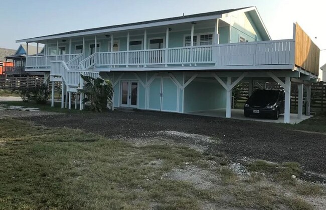 Building Photo - 3021 Laguna Shores Rd