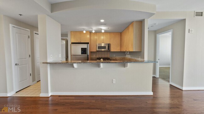 Building Photo - 3888 Peachtree Rd