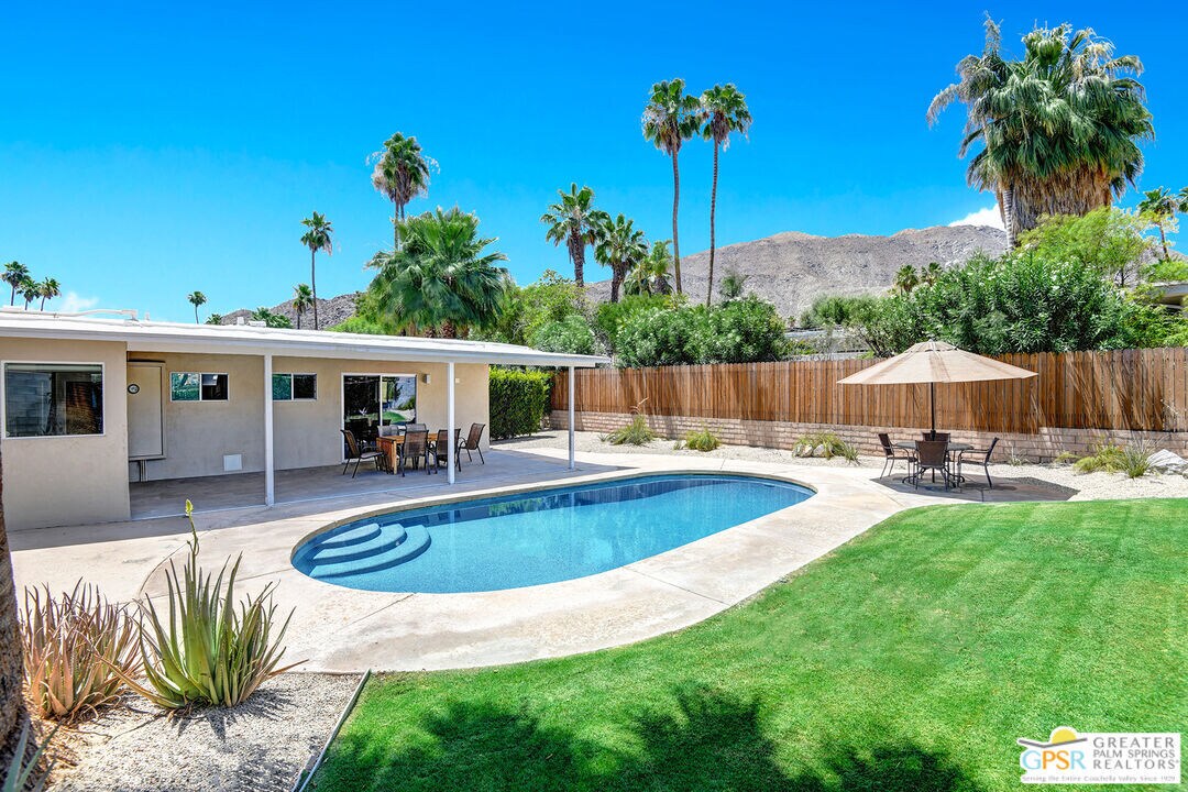 Primary Photo - 71683 Mirage Rd