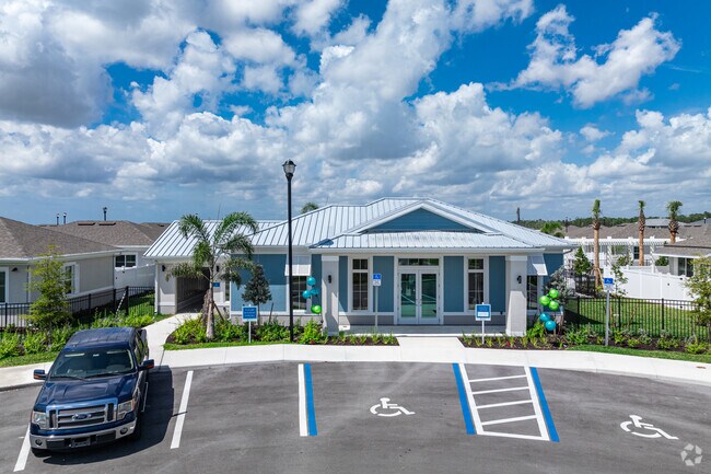 Oficina de arrendamiento - Villas at Gulf Coast