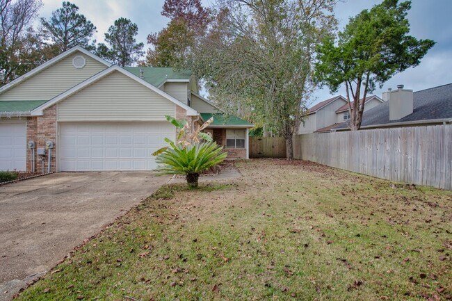 Foto del edificio - 1335 White Blossom Ln