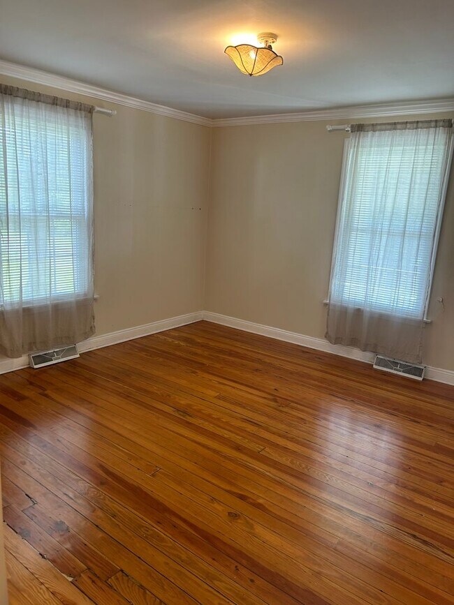 Foto del edificio - Greenville, 2BD/2BA, 1402SF
