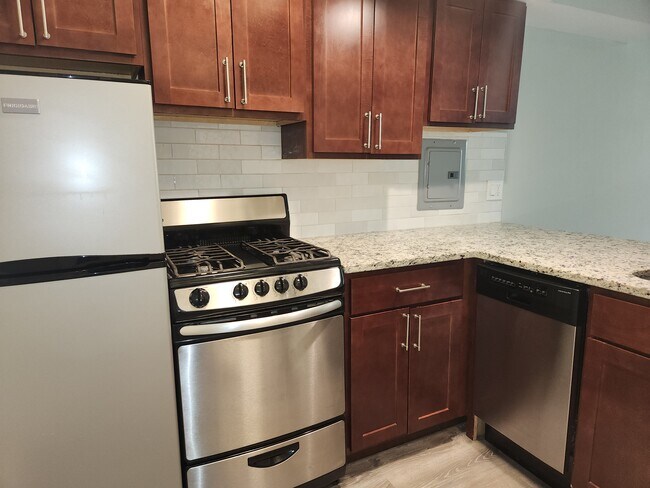 Foto del edificio - 454 W Barry Ave