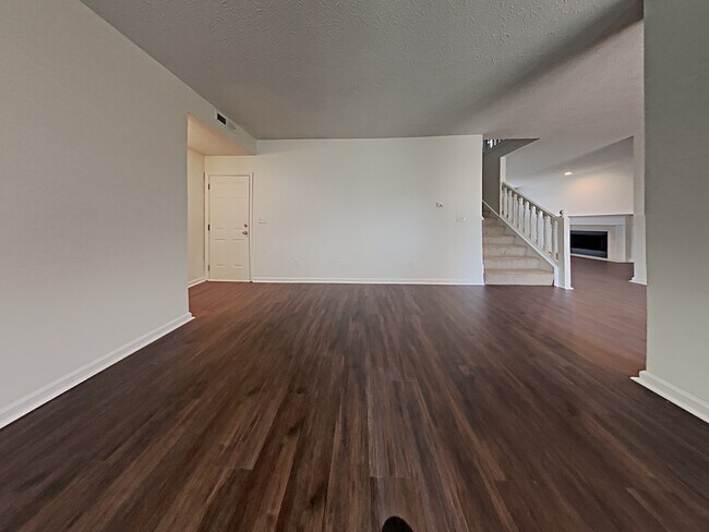 Foto del edificio - 1693 Copeland Farms Dr