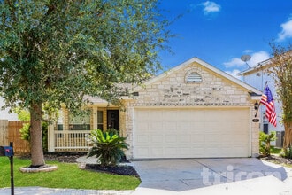 Building Photo - 6614 Cougar Village